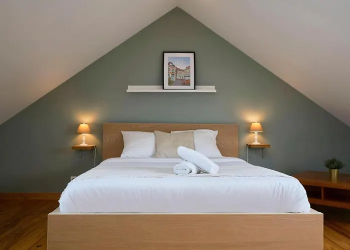 Lille Hypercentre-2 Bedrooms Very Bright + Parking